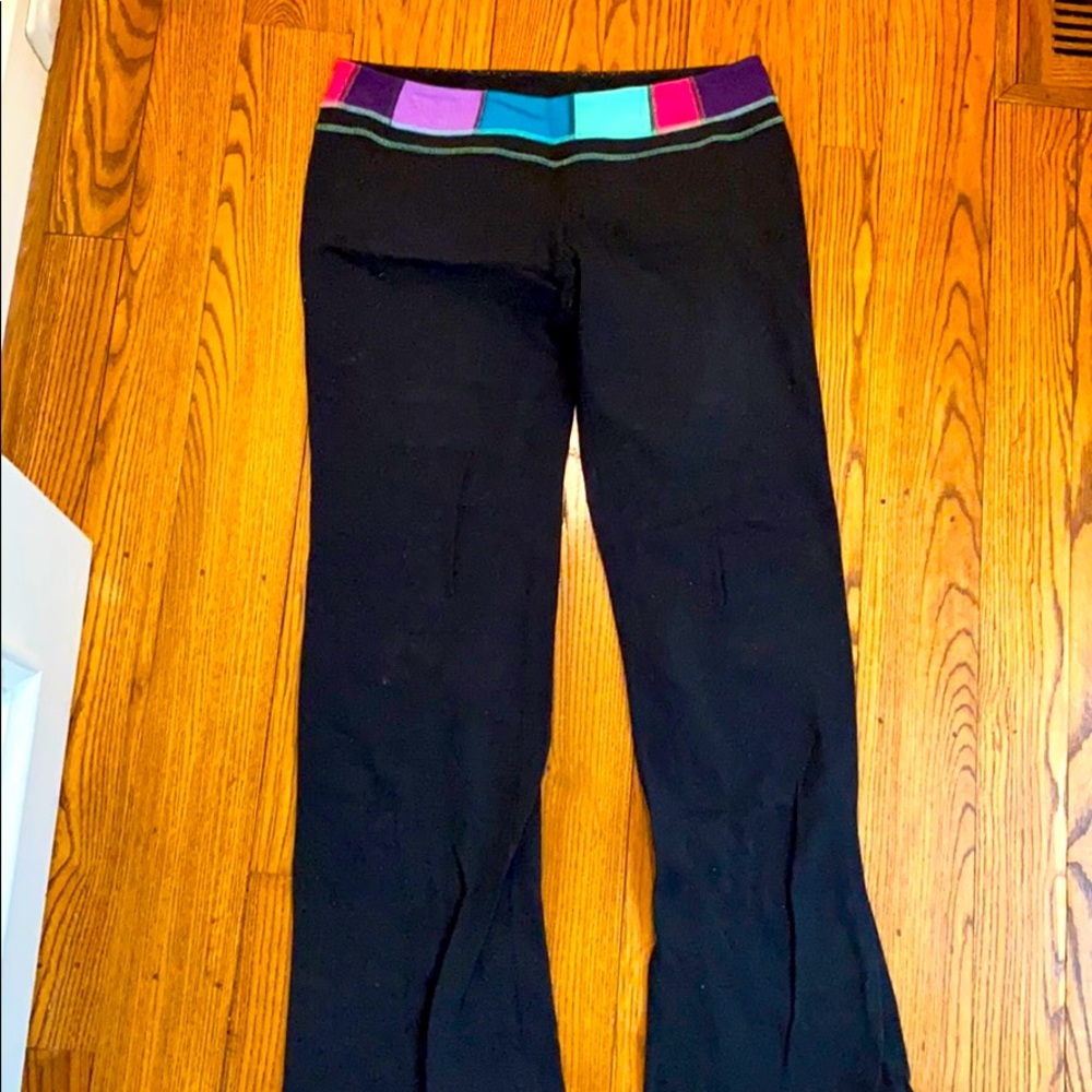 Lululemon Groove pants